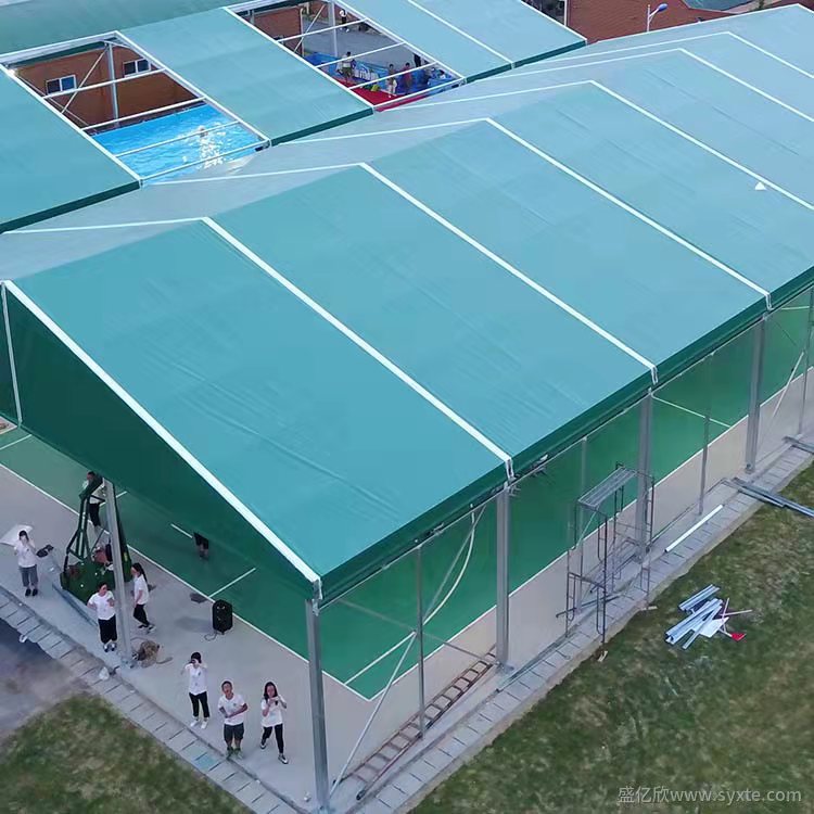 Tenda Esportiva Grande Persona - Badminton Event avaliação e preço